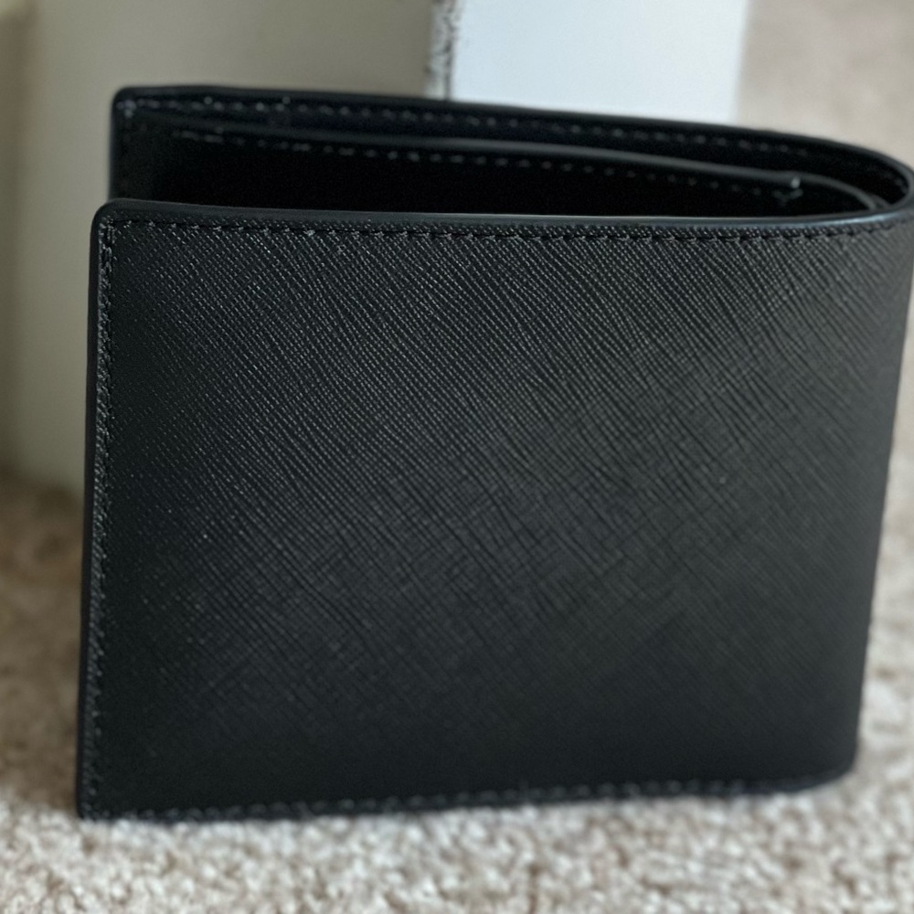 Michael Kors Men's Billfold with Passcase Wallet Black - Picture 3 of 7